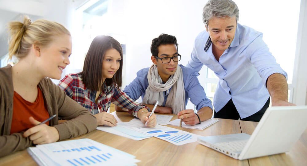 Docenti madrelingua Docenti madrelingua selezionati secondo rigidi standard da AIBSE
